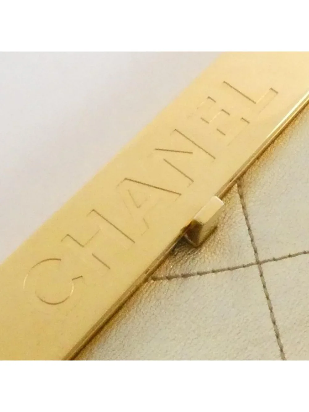 Chanel Shoulder Bag Gold